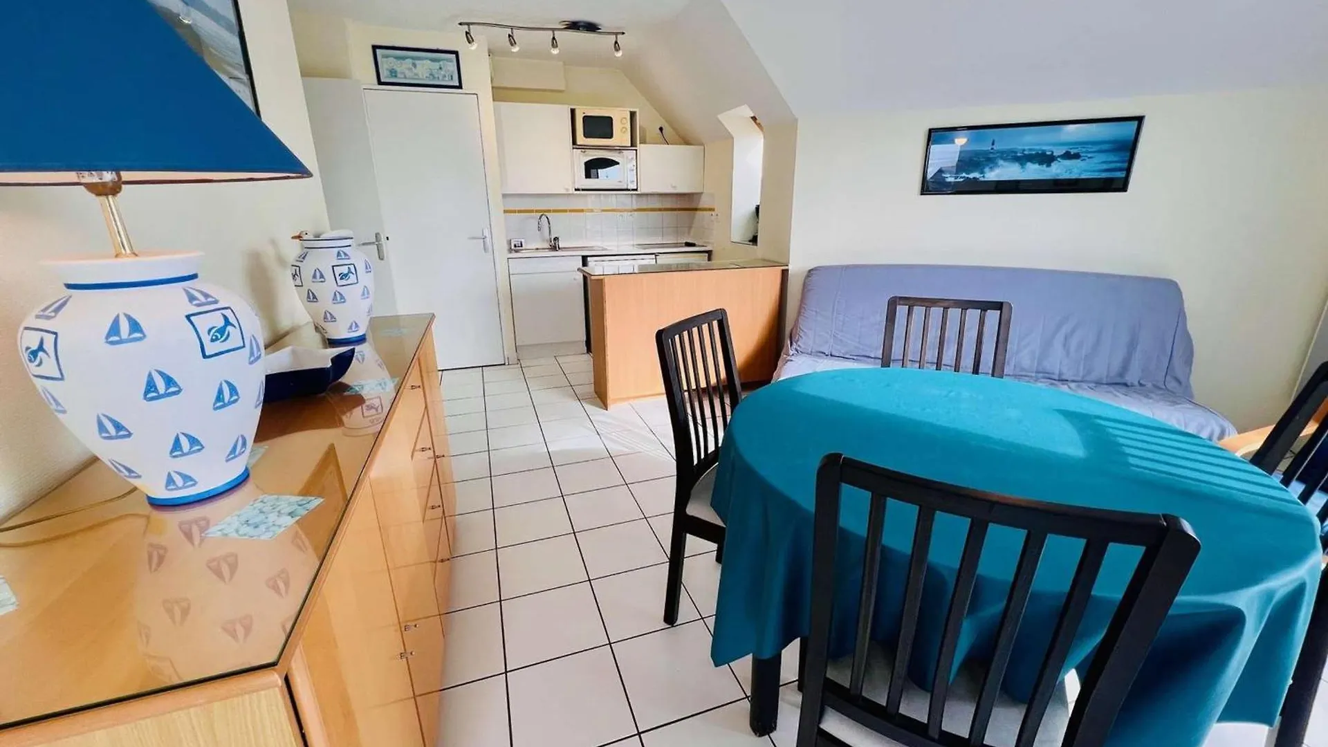 Quiberon: Charmant T3 Avec Terrasse, 20M De La Plage, Parking, Animaux Acceptes - Fr-1-478-29